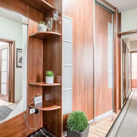 Карла Маркса 8, Милые 2Х Комнатные Апартаменты Apartament *